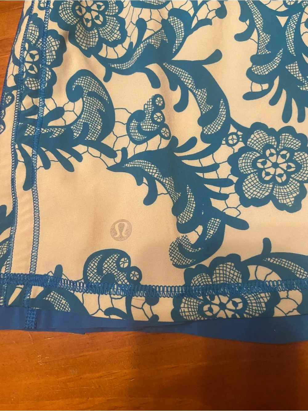 Lululemon Run: Chase Me Skirt Laceoflage Polar Cream Beaming Blue size 10